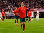 IMG-20250913-WA0003 Selebrasi Cristiano Ronaldo usai mencetak gol saat pertandingan kualifikasi Piala Dunia FIFA 2026 antara Hongaria dan Portugal di Puskas Arena pada 9 September 2025. Foto: Maciej Rogowski/Gambar Olahraga Eurasia/Getty Images