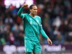 Virgil van Dijk merayakan kemenangan tim saat pertandingan Liga Premier antara Burnley dan Liverpool di Turf Moor pada 14 September 2025. Foto: Matt McNulty/Getty Images Virgil van Dijk merayakan kemenangan tim saat pertandingan Liga Premier antara Burnley dan Liverpool di Turf Moor pada 14 September 2025. Foto: Matt McNulty/Getty Images