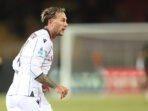 Federico Bernardeschi menegaskan Cristiano Ronaldo tidak pernah mengganggu keseimbangan Juventus. Ia justru memuji sikap rendah hati sang megabintang Portugal. Foto: Maurizio Lagana/Getty Images