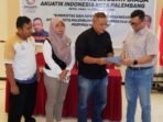 Musyawarah Kota Luar Biasa (Muskotlub) Akuatik Indonesia Kota Palembang menetapkan dr. Ismail Bastomi, Sp.OT sebagai Ketua Umum periode 2025–2029 secara aklamasi. Musyawarah Kota Luar Biasa (Muskotlub) Akuatik Indonesia Kota Palembang menetapkan dr. Ismail Bastomi, Sp.OT sebagai Ketua Umum periode 2025–2029 secara aklamasi.
