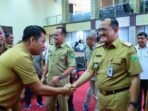 Sekretaris Daerah Sumsel, H Edward Candra saat hadir rapat persiapan Porprov, di Graha Bina Praja Palembang, Selasa (16/9/2025). Foto: Pemprov Sumsel Sekretaris Daerah Sumsel, H Edward Candra saat hadir rapat persiapan Porprov, di Graha Bina Praja Palembang, Selasa (16/9/2025). Foto: Pemprov Sumsel