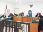 Jaksa Penuntut Umum (JPU) Kejati Sumsel menuntut hukuman mati terhadap tiga terdakwa kasus narkoba jenis sabu seberat lebih dari 14 kilogram. Tuntutan dibacakan di PN Palembang Kelas IA Khusus, Rabu (17/9/2025). Jaksa Penuntut Umum (JPU) Kejati Sumsel menuntut hukuman mati terhadap tiga terdakwa kasus narkoba jenis sabu seberat lebih dari 14 kilogram. Tuntutan dibacakan di PN Palembang Kelas IA Khusus, Rabu (17/9/2025)