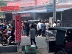 Mobil Xpander terbakar di Tebing Tinggi, Empat Lawang. Warga panik namun sigap padamkan api sebelum merembet ke ruko sekitar.