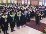 Universitas Tridinanti Palembang gelar wisuda 370 lulusan, tambah total alumni jadi 27.739 orang, acara berlangsung khidmat dan penuh makna.