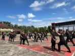 Satuan Brimob Polda Sumsel Batalyon B Pelopor gelar latihan bela diri Tarung Derajat di Lubuklinggau untuk tingkatkan kesiapsiagaan, disiplin, dan prestasi personel.