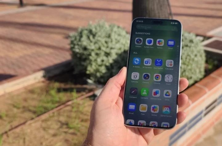 Honor Magic8 Pro 5G hadir 23 Oktober 2025 dengan Snapdragon 8 Elite Gen 5, kamera 200 MP, dan baterai 7200 mAh. Siap menantang Samsung dan iPhone di pasar flagship.