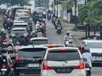 Uji coba Sistem Satu Arah (SSA) di Palembang justru menimbulkan kemacetan di sejumlah titik. Dishub dan Ditlantas lakukan pemantauan 24 jam untuk evaluasi.