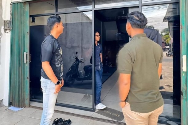 Unit PPA Polres Ogan Ilir menindaklanjuti kasus dugaan pencabulan oleh mahasiswa Unsri yang viral di media sosial. Korban masih trauma dan tengah dipulihkan secara psikologis.
