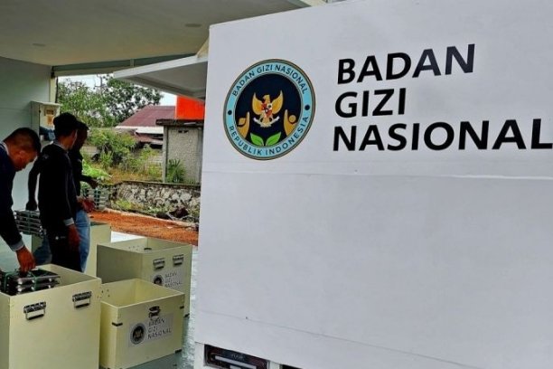 Badan Gizi Nasional (BGN) menepis isu adanya ribuan dapur fiktif dalam Program Makan Bergizi Gratis (MBG). Semua titik dapur diverifikasi ketat, dan pencairan dana dilakukan melalui sistem virtual account yang hanya bisa diakses oleh pihak berwenang.