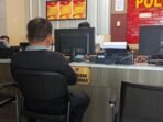 Seorang warga Palembang melaporkan pegawainya yang membawa kabur motor Viar miliknya. Kasus ini kini tengah diselidiki Unit Ranmor Polrestabes Palembang.