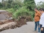 Dinas PU Sumsel menargetkan perbaikan sementara jalan Seleman–Sawah rampung dalam 5–7 hari agar aktivitas warga Muara Pinang segera kembali normal.