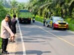 Dua pelajar asal Empat Lawang dibegal tiga pria bersenjata di Jalan Lintas Curup–Lubuklinggau usai mendaki Bukit Kaba. Polisi kini buru para pelaku.