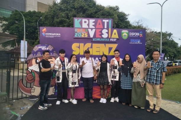 22 pemuda Empat Lawang tampil percaya diri di ajang Kreativesia 2025 Palembang, tunjukkan semangat dan kreativitas generasi muda daerah.