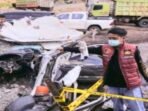 Petugas pengawas PT RMK tewas tertimpa dump truk di jalur hauling Muara Enim. Polisi sebut kecelakaan dipicu kondisi jalan dan minimnya pengawasan.