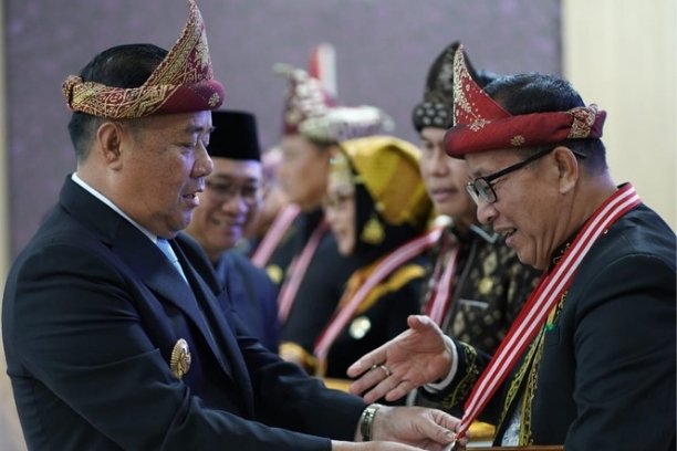 Acara penutupan Pelatihan Kepemimpinan Nasional (PKN) Tingkat II Angkatan XXI Tahun 2025 di Badan Pengembangan Sumber Daya Manusia Daerah (BPSDMD) Provinsi Sumatera Selatan, Senin (27/10/2025). Foto: dok/sumselprov.go.id