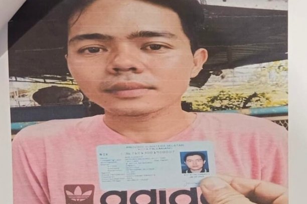 Seorang pria di Palembang yang bekerja sebagai debt collector dilaporkan hilang dua hari. Istri cemas dan berharap bantuan warga untuk menemukan suaminya.